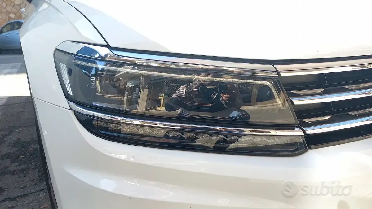Usata VW Golf Sportsvan 150 CV (110 kW) 2019 Bianco Monovolume