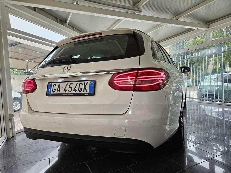Usata Mercedes C200 Business 160 CV (117 kW) 2020 Bianco Station wagon