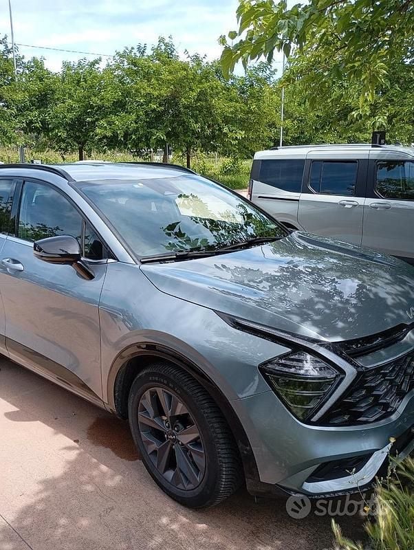 Usata Kia Sportage 180 CV (132 kW) 2022 Grigio SUV