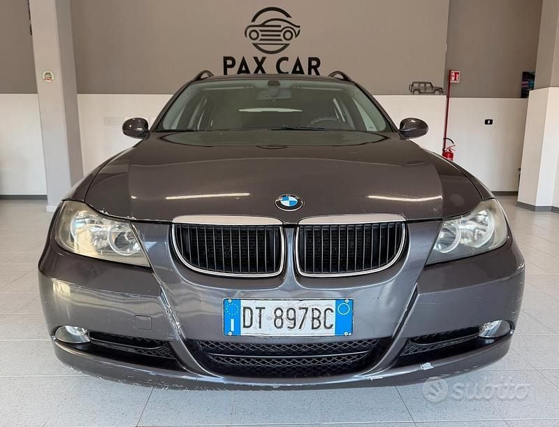 Usata BMW 318 122 CV (89 kW) 2006 Grigio Station wagon