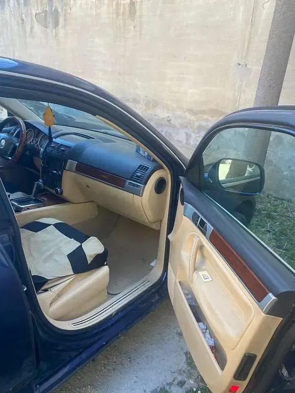 Usata VW Touareg R 174 CV (127 kW) 2006 Blu SUV