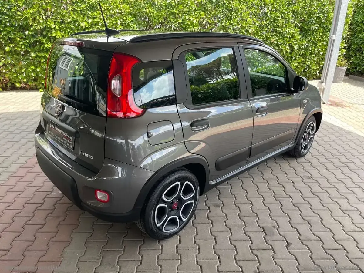 Usata Fiat Panda City Life 70 CV (51 kW) 2021 Grigio Utilitaria