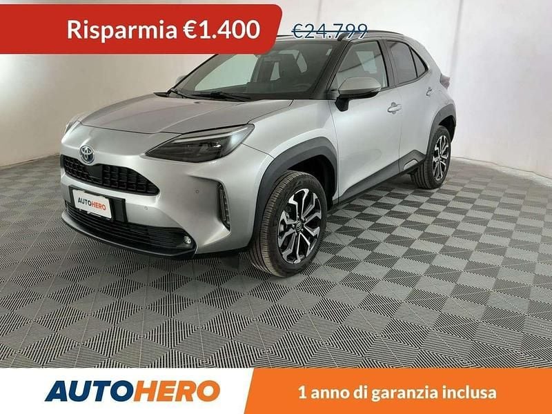 Grigio Usata 2023 Toyota Yaris Cross Trend SUV | 23.899 € (Ottimo prezzo) - Immagine 1/3