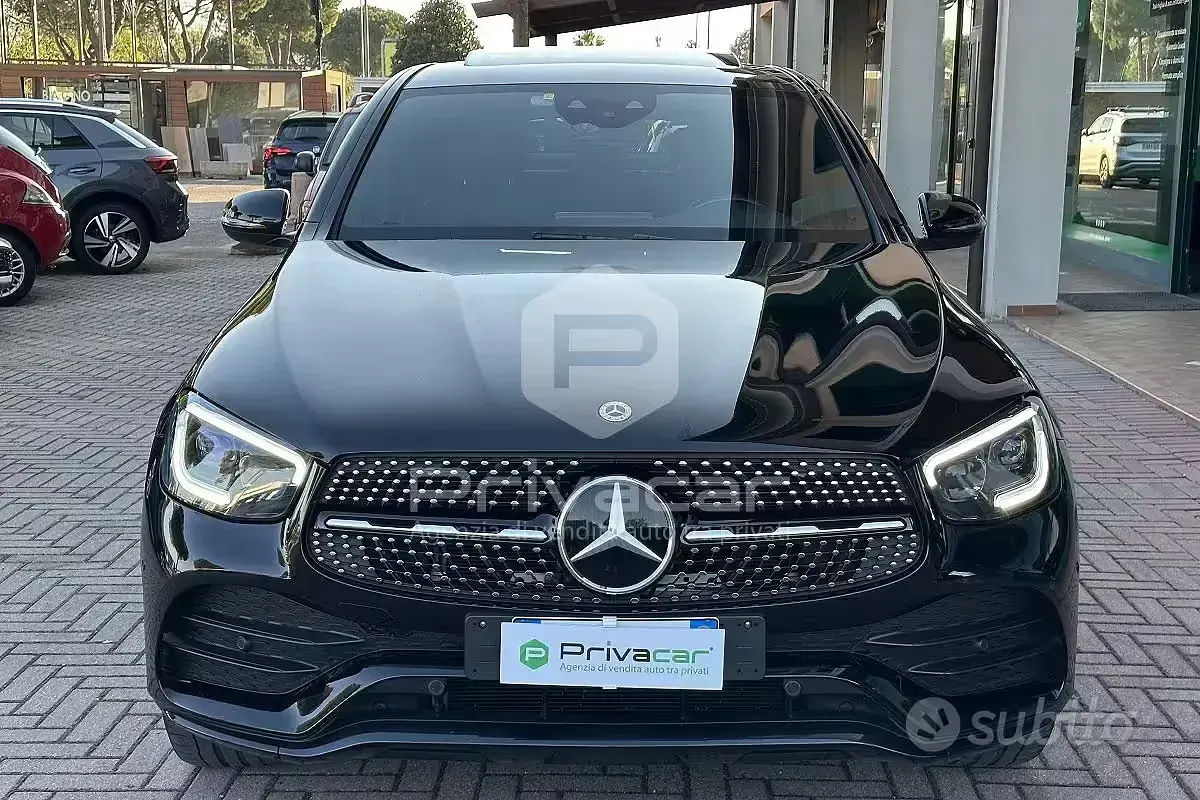 Usata Mercedes GLC220 Premium 194 CV (142 kW) 2021 Nero SUV