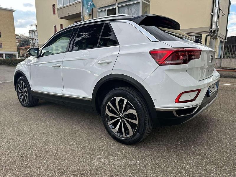 Usata VW T-Roc Style 116 CV (85 kW) 2023 Bianco SUV