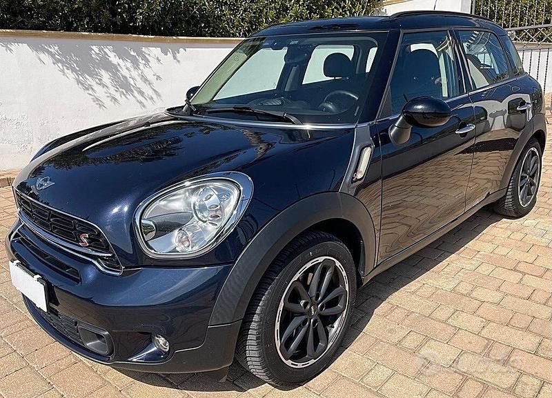 Usata Mini Cooper SD Countryman Business 143 CV (105 kW) 2016 Blu SUV