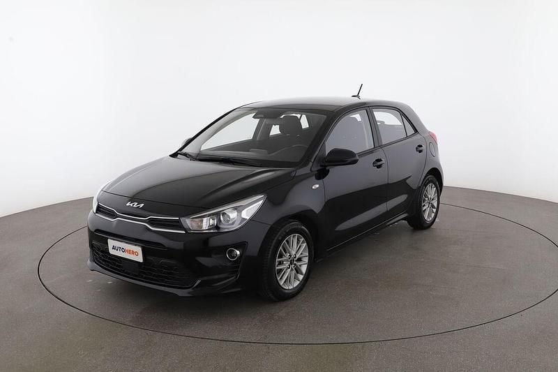 Usata Kia Rio Style 120 CV (88 kW) 2022 Nero
