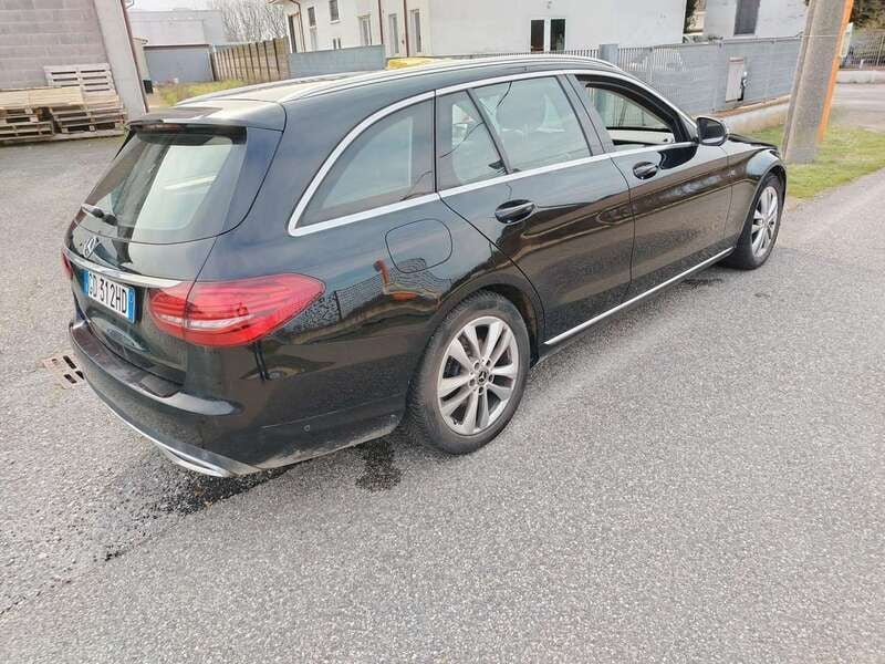 Usata Mercedes C180 Business 122 CV (89 kW) 2019 Other Station wagon