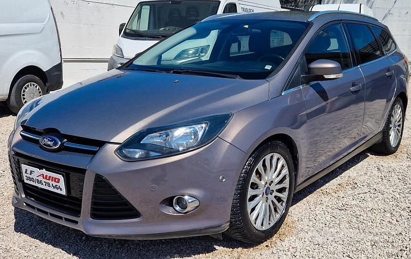 Usata Ford Focus Titanium 115 CV (84 kW) 2012 Grigio Station wagon