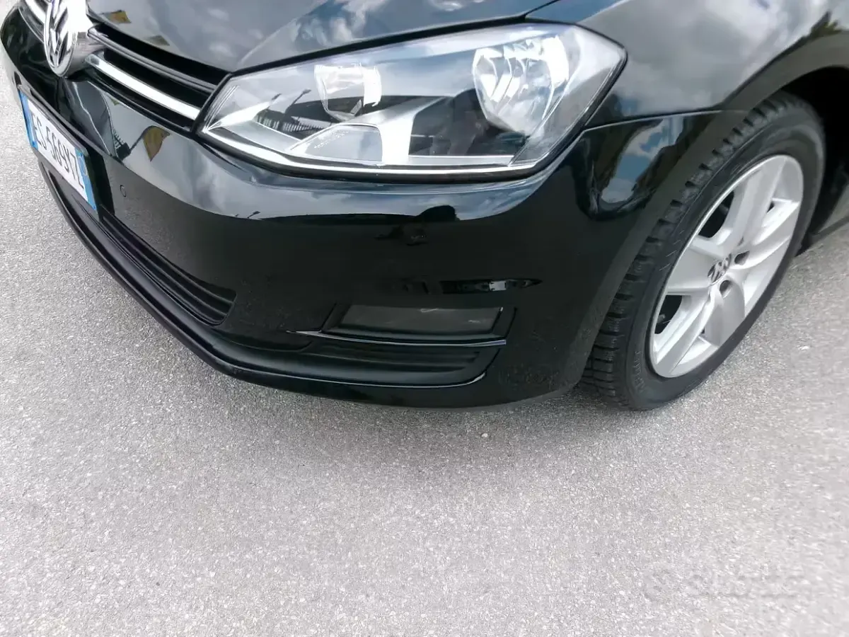 Usata VW Golf VII Comfortline 86 CV (63 kW) 2014 Nero Utilitaria