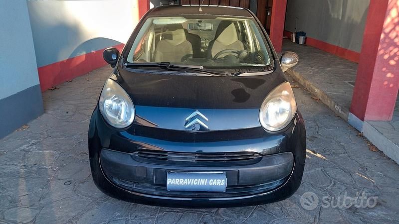 Nero Usata 2007 Citroën C1 Due volumi | 3500 € (Buon prezzo) - Immagine 1/4