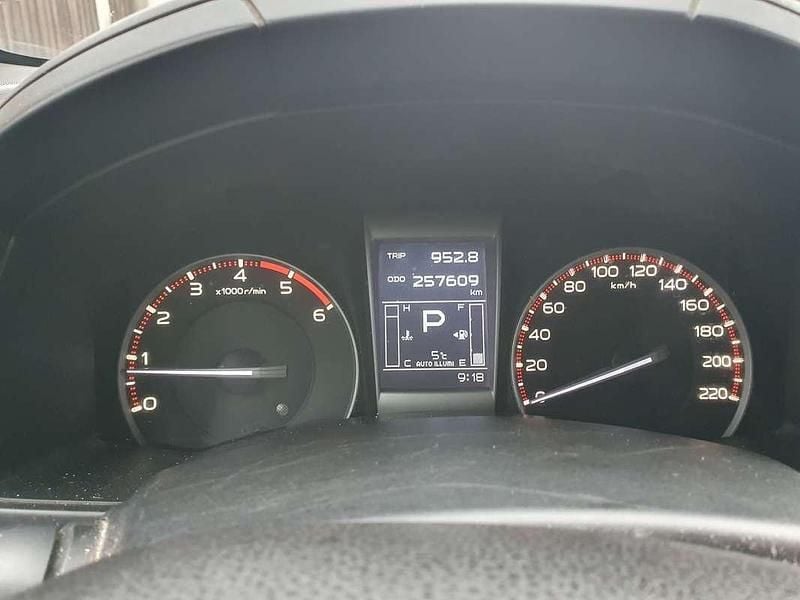 Usata Isuzu D-Max 163 CV (119 kW) 2014 Nero SUV