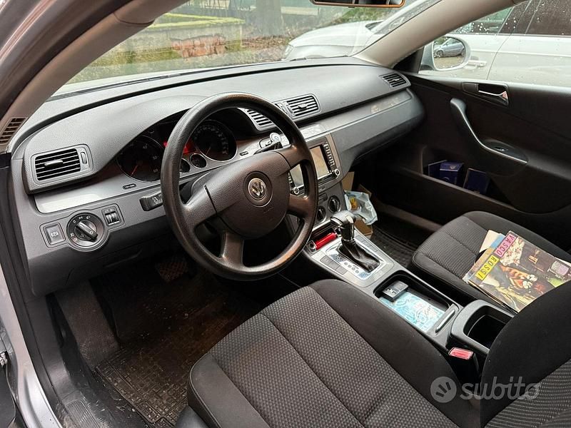 Usata VW Passat 140 CV (102 kW) 2008 Grigio Station wagon