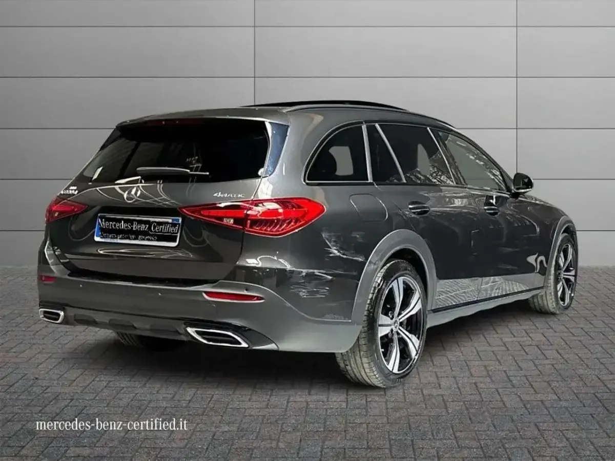 Usata Mercedes C220 Advanced 200 CV (147 kW) 2024 Grigio grafite Station wagon