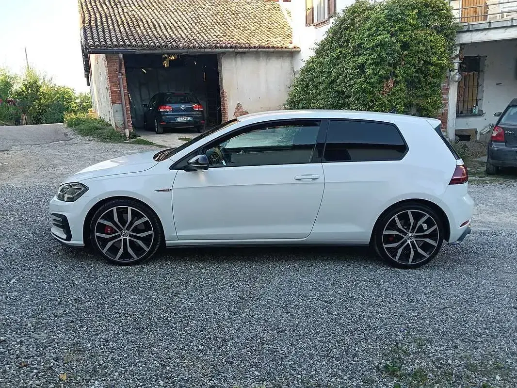 Usata VW Golf VII GTI 245 CV (180 kW) 2017 Bianco Berlina