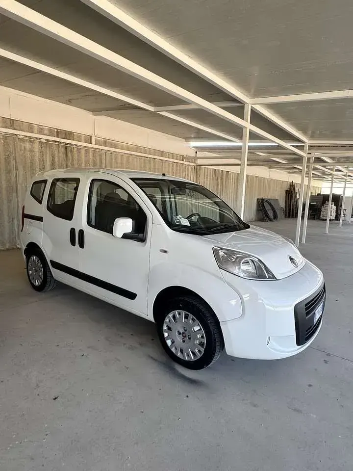 Usata Fiat Qubo Trekking 69 CV (50 kW) 2012 Other Monovolume