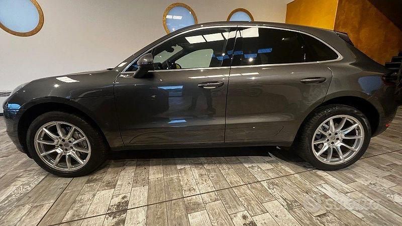 Usata Porsche Macan 250 CV (183 kW) 2015 Grigio SUV
