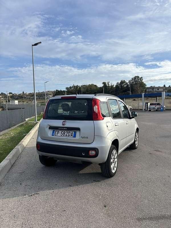 Usata Fiat Panda Lounge 86 CV (63 kW) 2013 Utilitaria