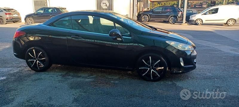 Usata Peugeot 308 CC 112 CV (82 kW) 2009 Nero Cabrio