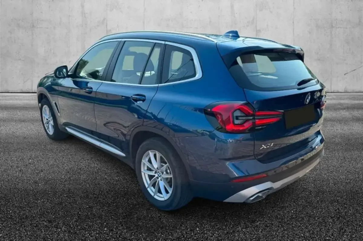 Usata BMW X3 Comfort Edition 190 CV (139 kW) 2022 Blu/azzurro SUV