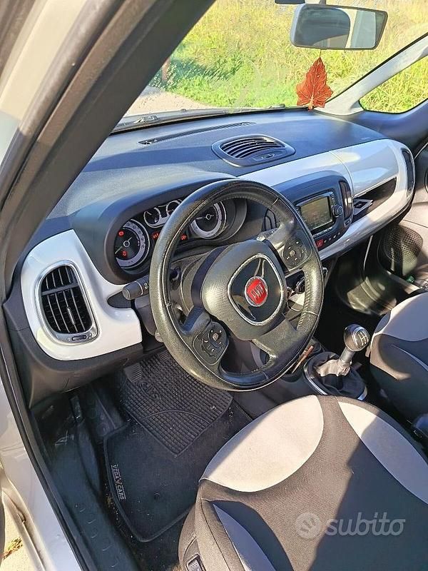 Usata Fiat 500L 2014 Bianco Monovolume