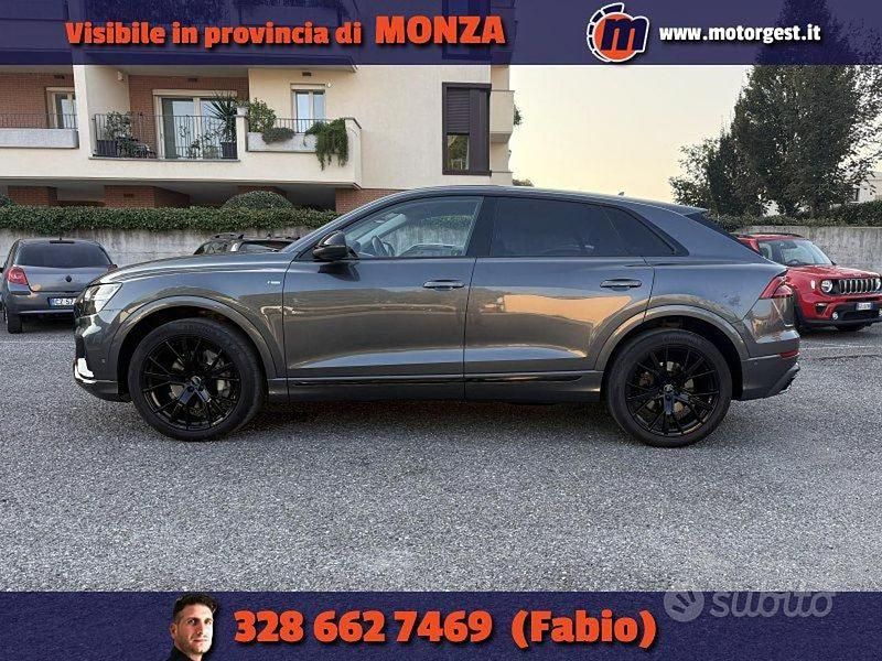 Usata Audi Q8 Sport 286 CV (210 kW) 2019 Grigio SUV