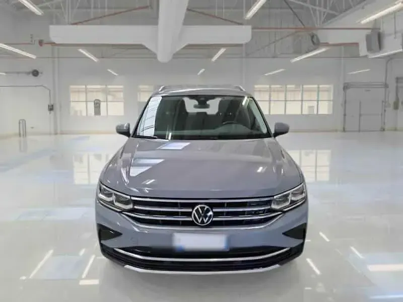 Usata VW Tiguan Elegance 204 CV (150 kW) 2021 Grigo SUV