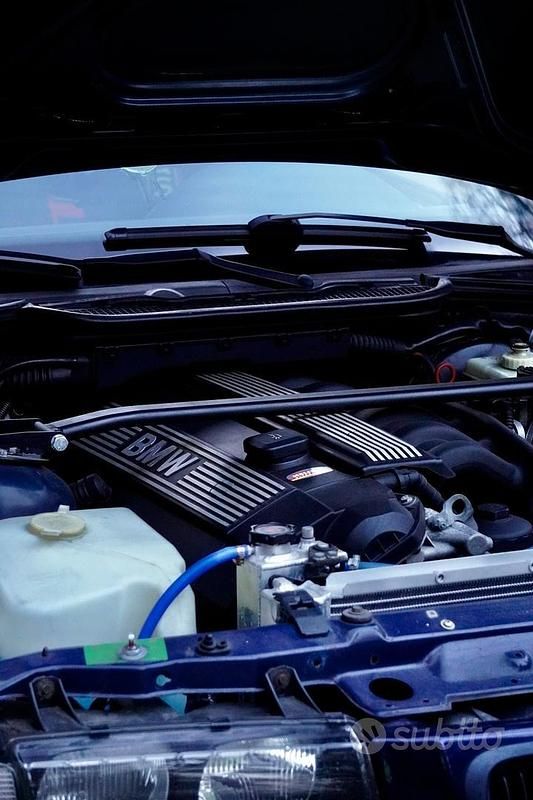 Usata BMW 323 1998 Blu Coupé