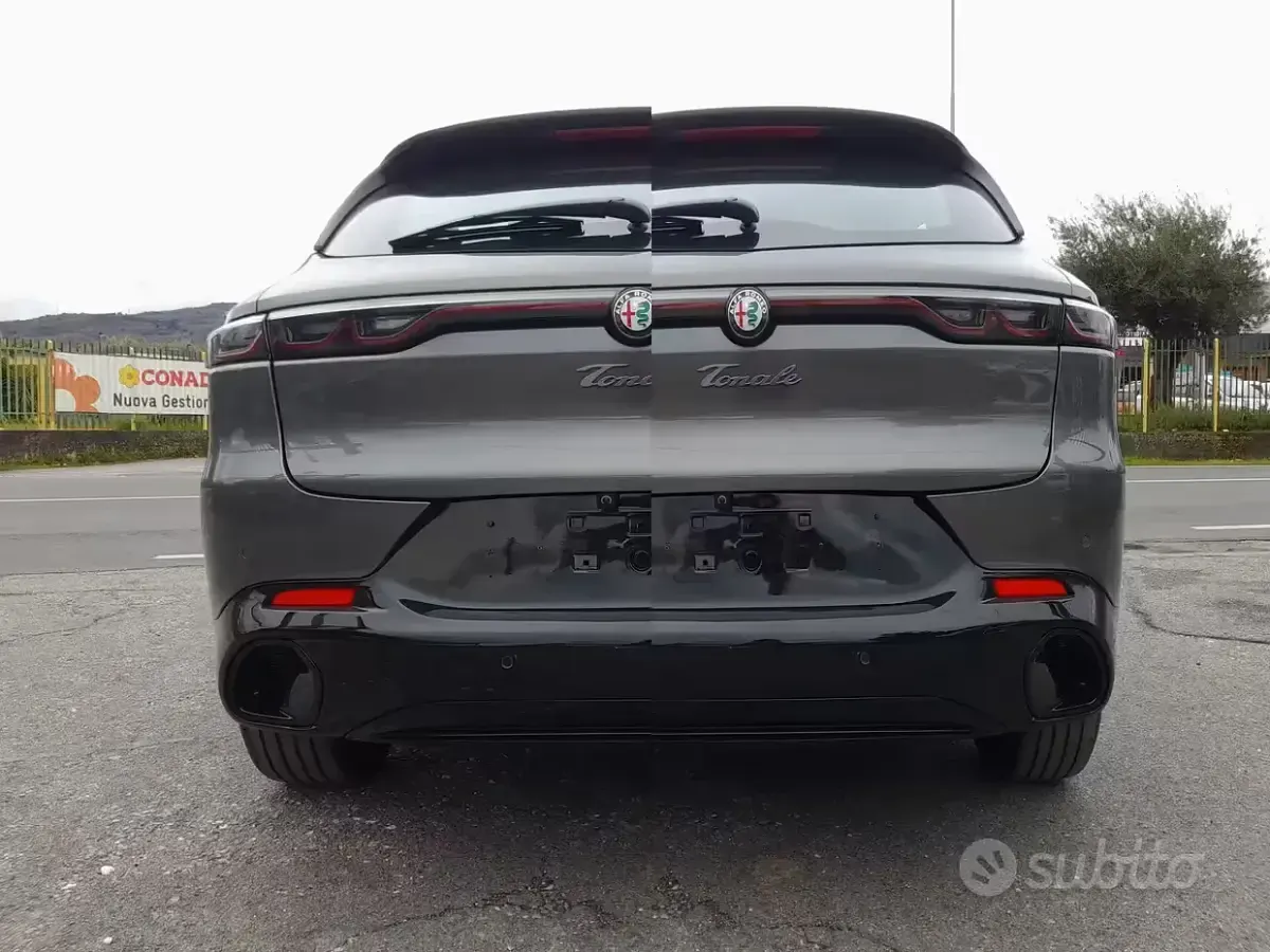 Usata Alfa Romeo Tonale Veloce 131 CV (96 kW) 2024 Grigio SUV
