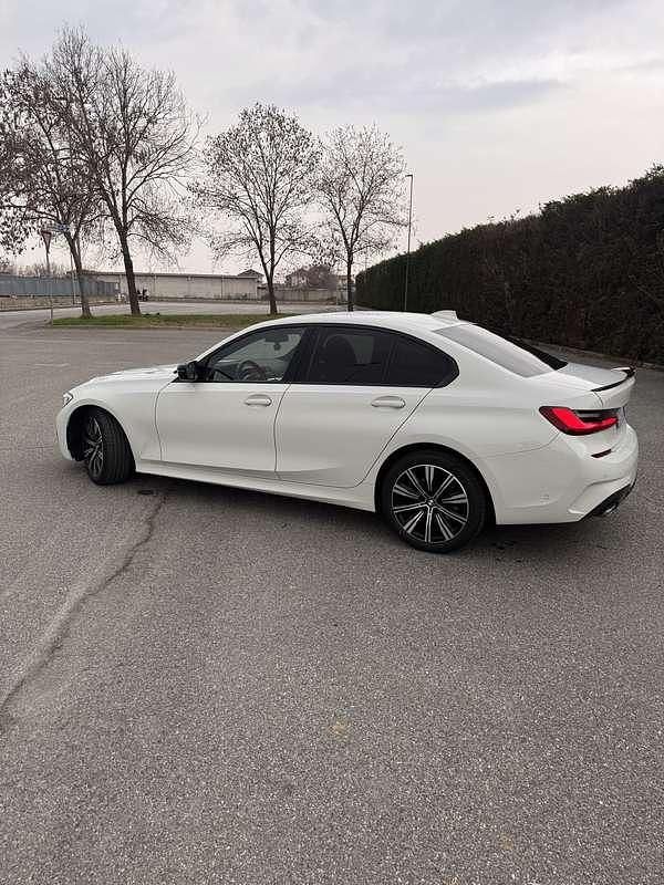 Usata BMW 318 150 CV (110 kW) 2021 Bianco Berlina