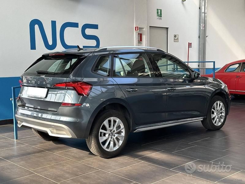 Usata Skoda Kamiq Style 110 CV (80 kW) 2021 Grigio SUV