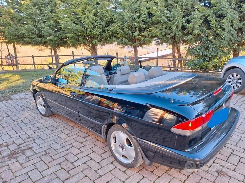 Usata Saab 900 Cabriolet 185 CV (136 kW) 1994 Nero Cabrio
