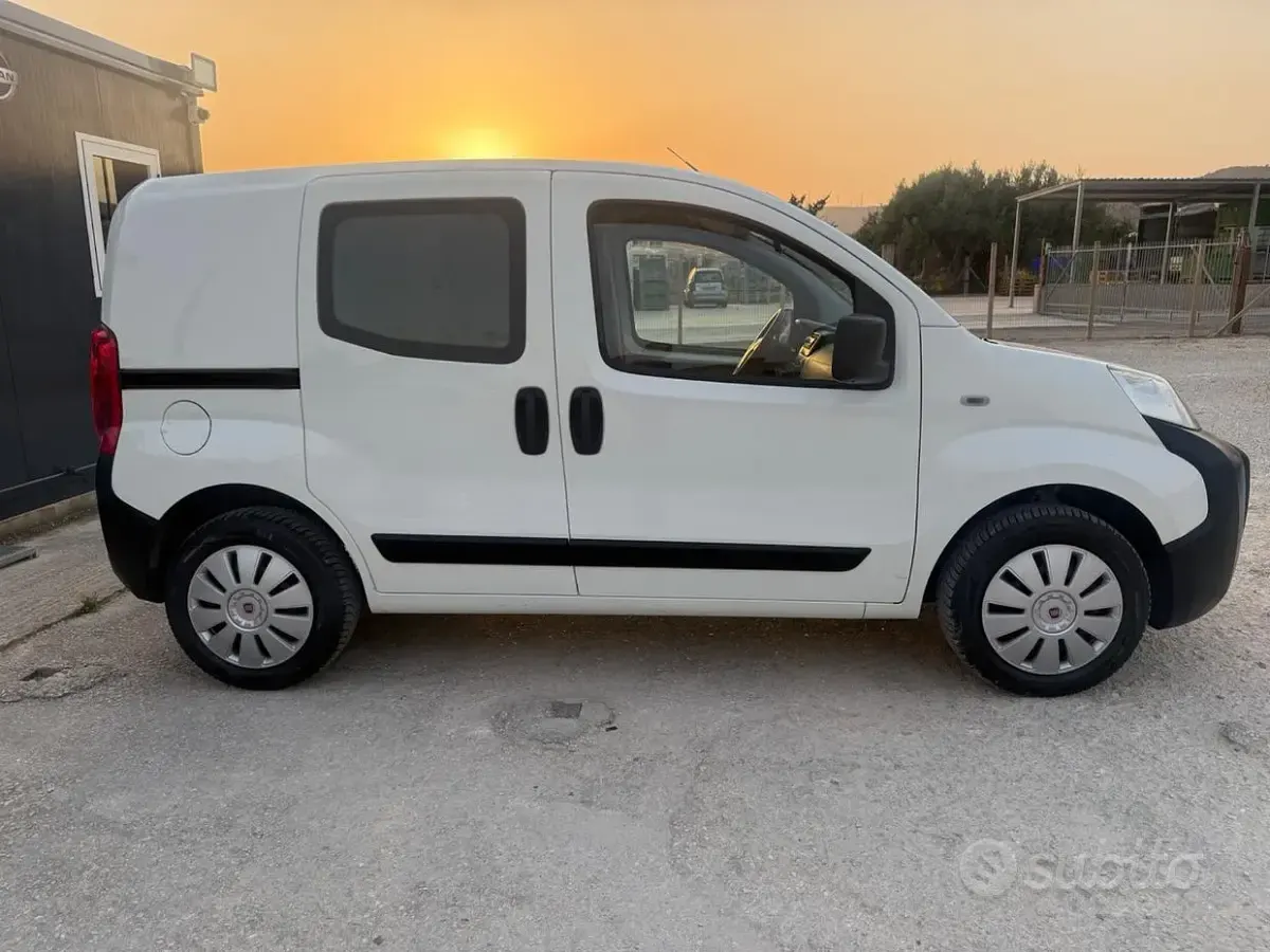 Usata Fiat Fiorino 75 CV (55 kW) 2014 Bianco Monovolume
