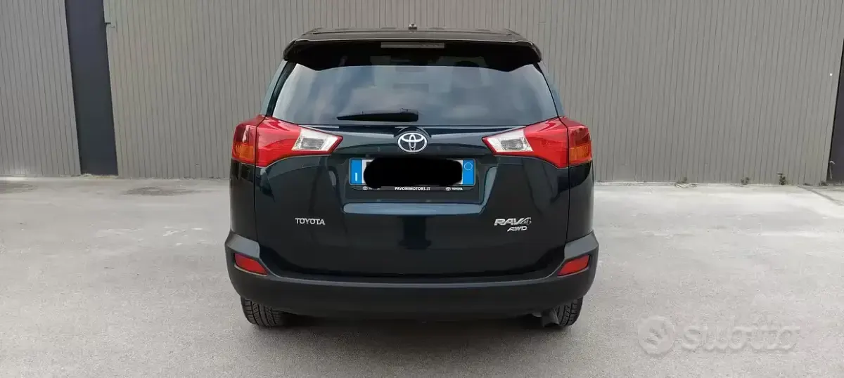 Usata Toyota RAV4 150 CV (110 kW) 2015 Blu SUV