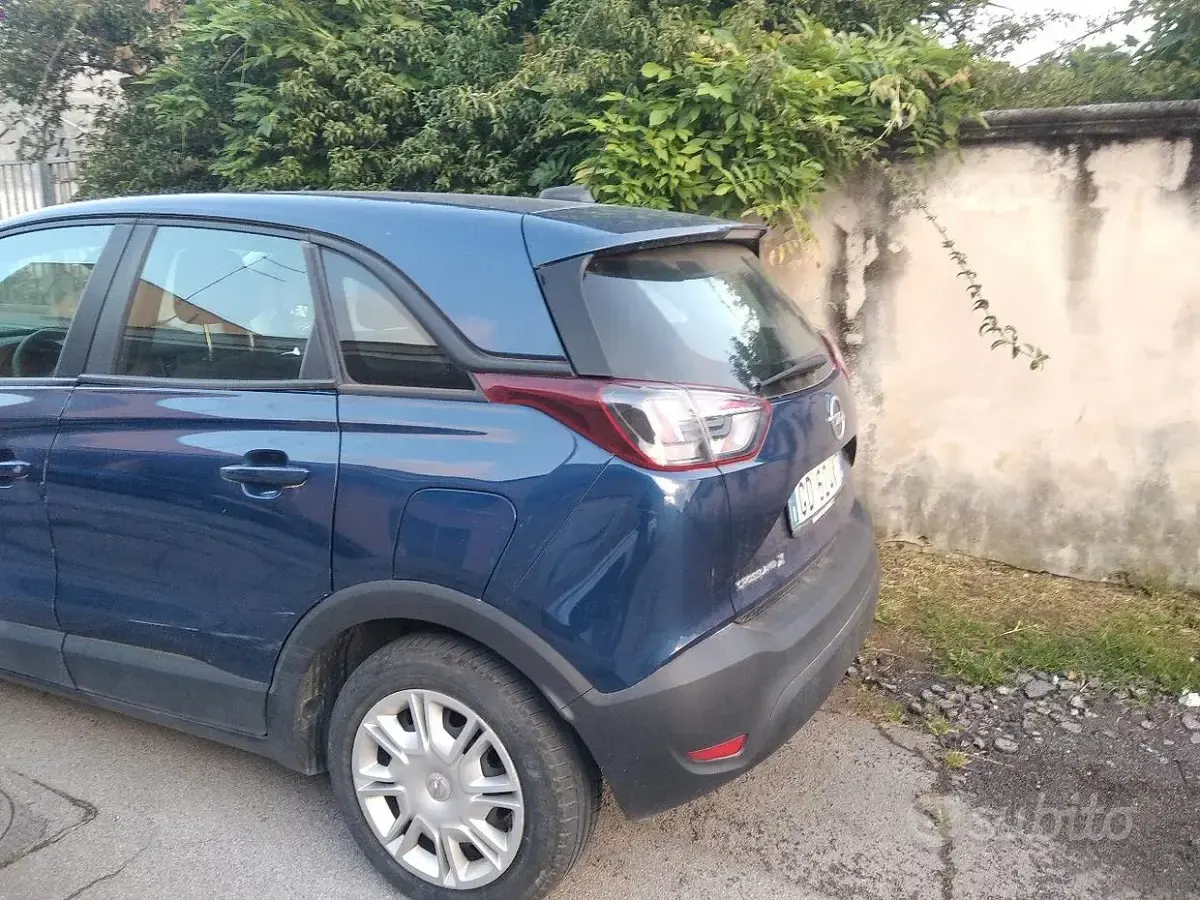 Usata Opel Crossland 83 CV (61 kW) 2021 Blu SUV