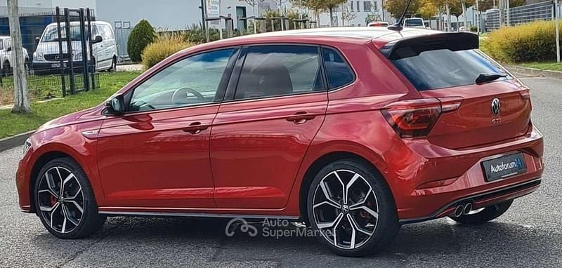 Usata VW Polo Beats 207 CV (152 kW) 2022 Rosso Utilitaria