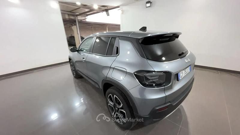 Usata Jeep Avenger Summit 101 CV (74 kW) 2025 Gray SUV