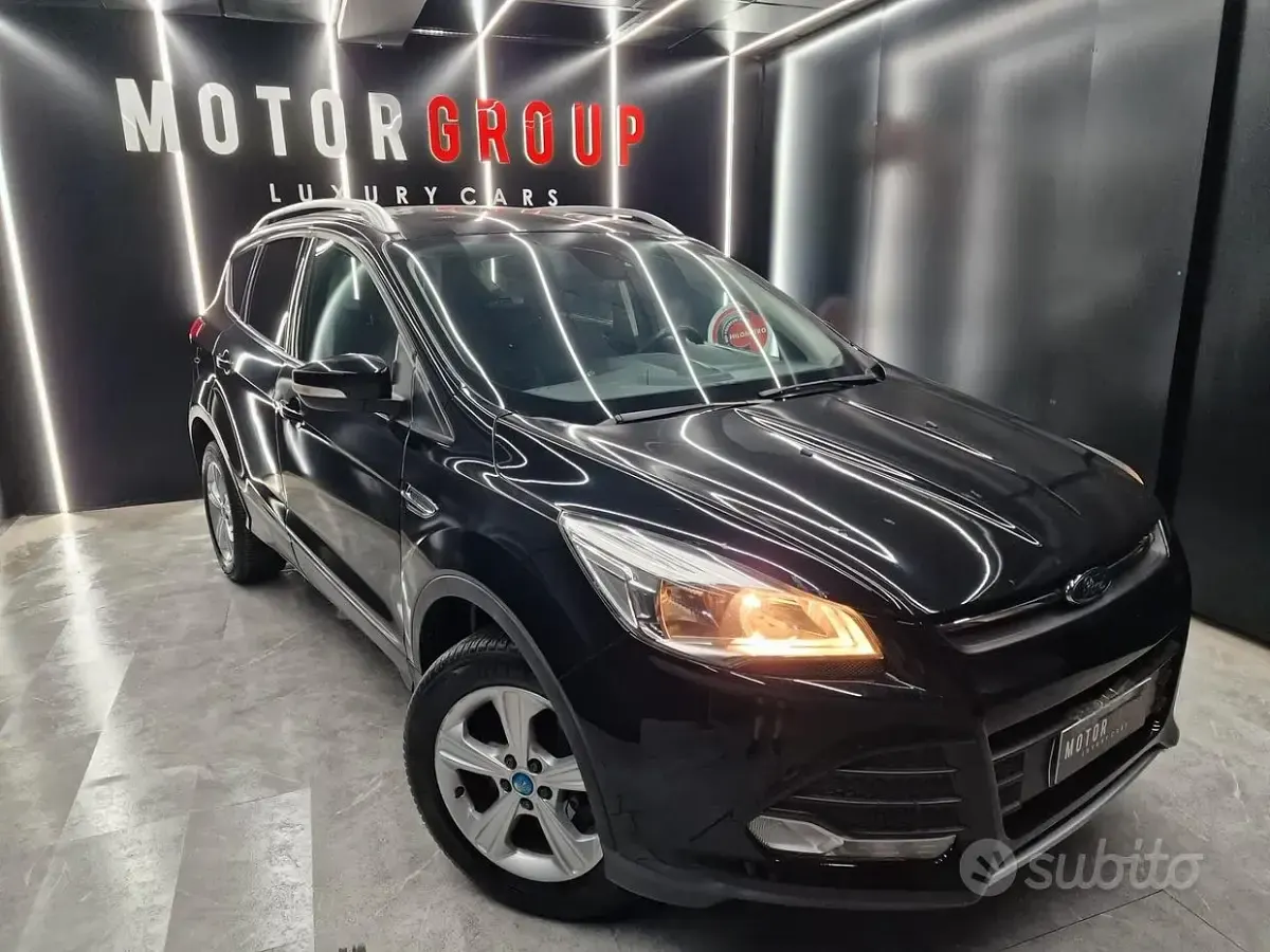 Usata Ford Kuga Titanium 120 CV (88 kW) 2015 Nero SUV