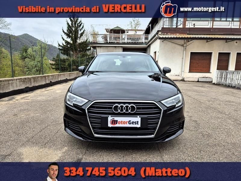Usata Audi A3 Business 184 CV (135 kW) 2019 Viola Berlina