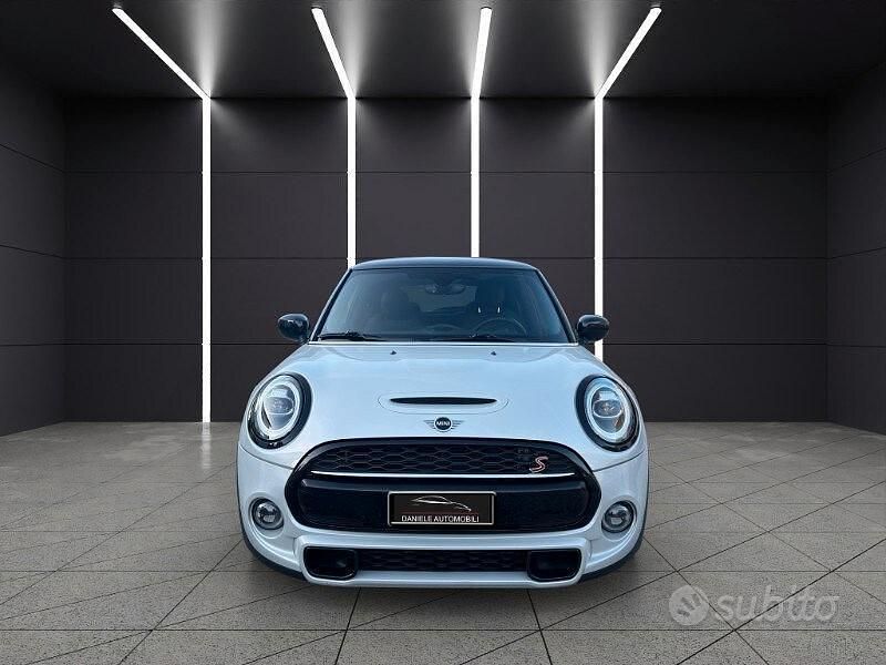 Usata Mini Cooper S Hype 192 CV (141 kW) 2020 Grigio Utilitaria