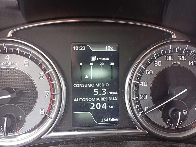 Usata Suzuki Vitara Cool 97 CV (71 kW) 2024 Rosso SUV