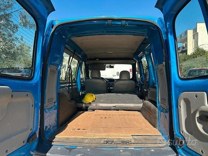 Usata Renault Kangoo 84 CV (61 kW) 2007 Blu Monovolume