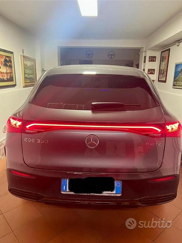 Usata Mercedes EQE350 AMG 214 kW (292 CV) 2024 Grigio SUV