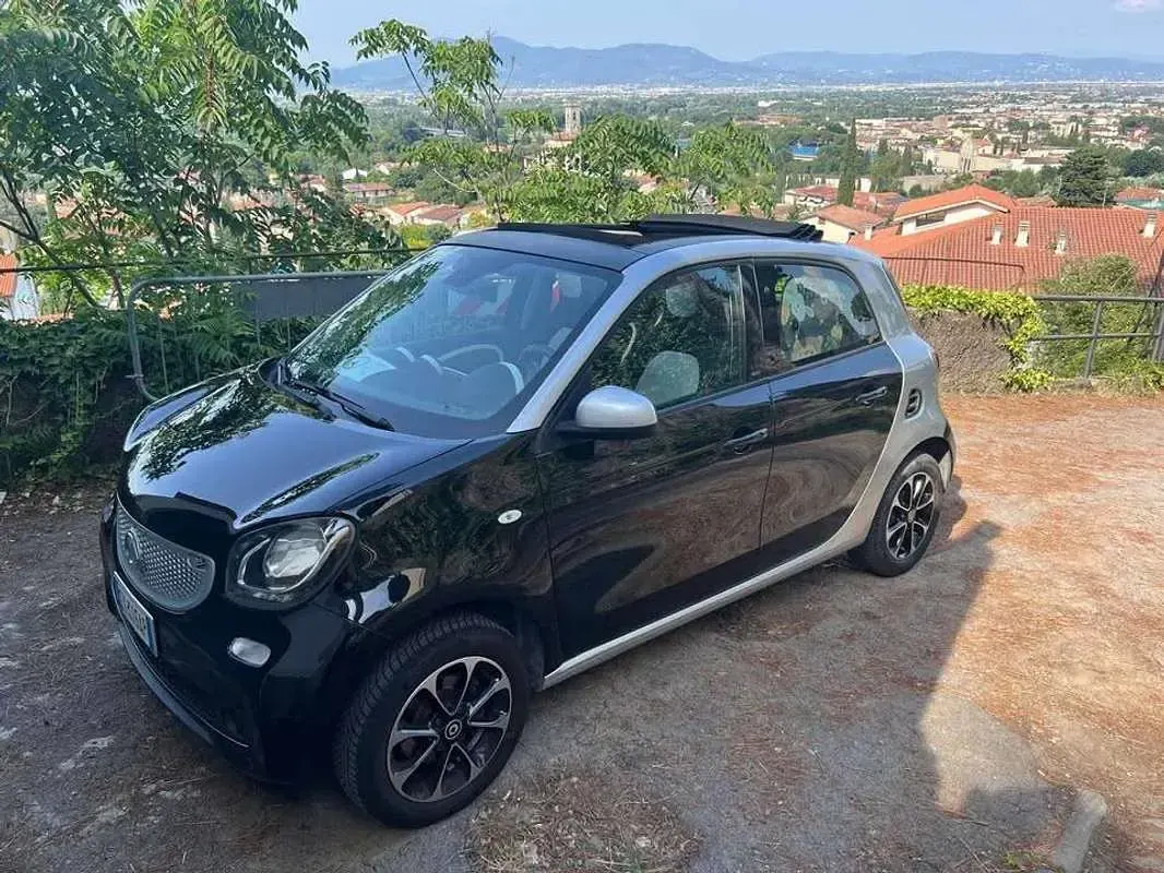 Usata Smart ForFour Passion 71 CV (52 kW) 2014 Nero Utilitaria