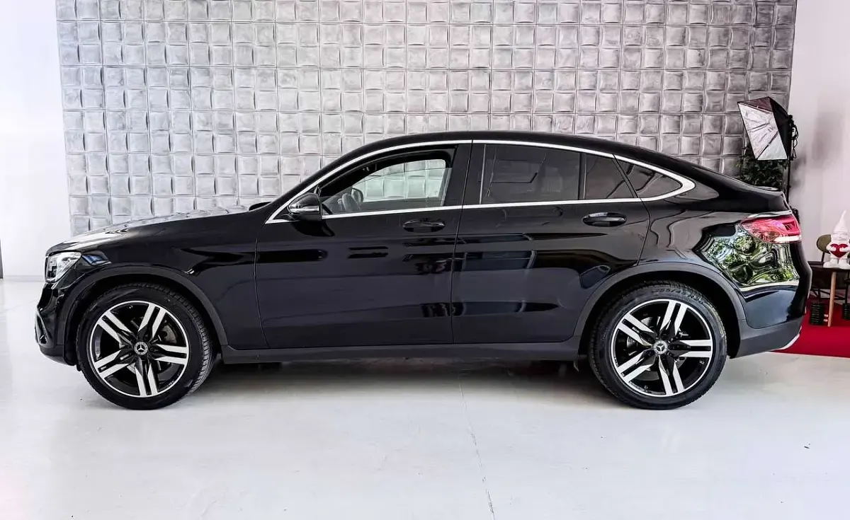Usata Mercedes GLC200 197 CV (144 kW) 2021 Nero SUV