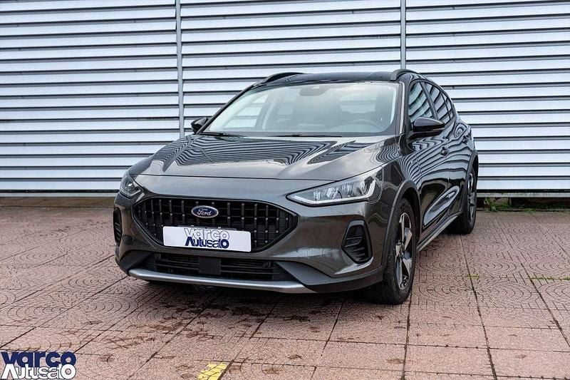 Usata Ford Focus Active 125 CV (91 kW) 2022 Grigio magnetic Monovolume