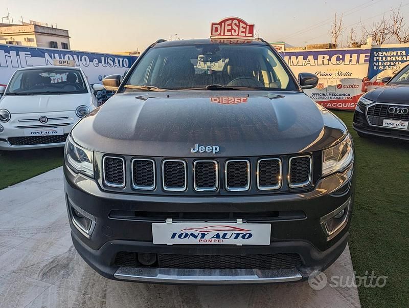 Usata Jeep Compass Limited 140 CV (102 kW) 2018 Grigio SUV