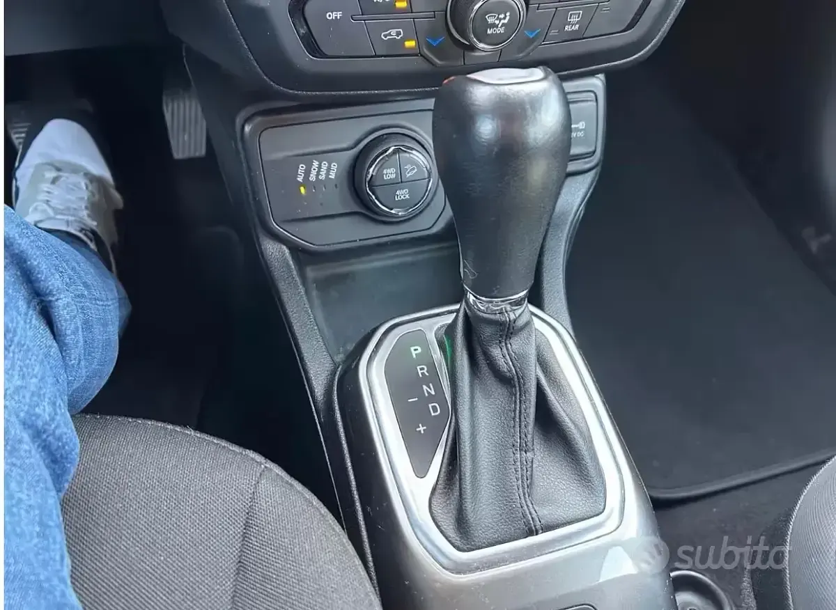 Occasion Jeep Renegade Limited 140 ch (102 kW) 2020 Blanc SUV