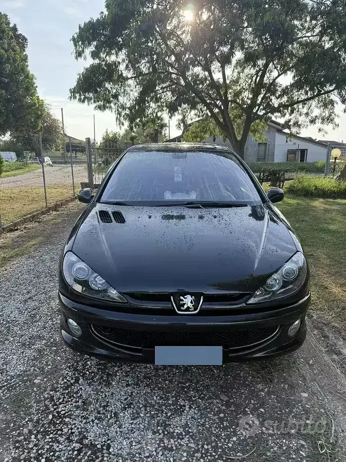 Usata Peugeot 206 GTi 109 CV (80 kW) 2004 Nero Berlina
