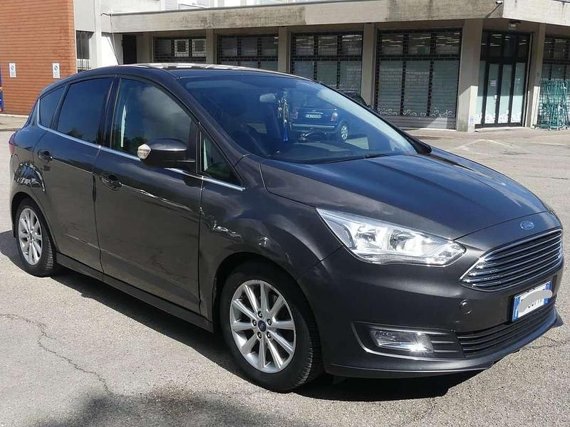 Usata Ford C-MAX 120 CV (88 kW) 2016 Grigio Monovolume